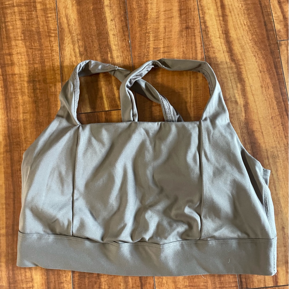 Sports bra